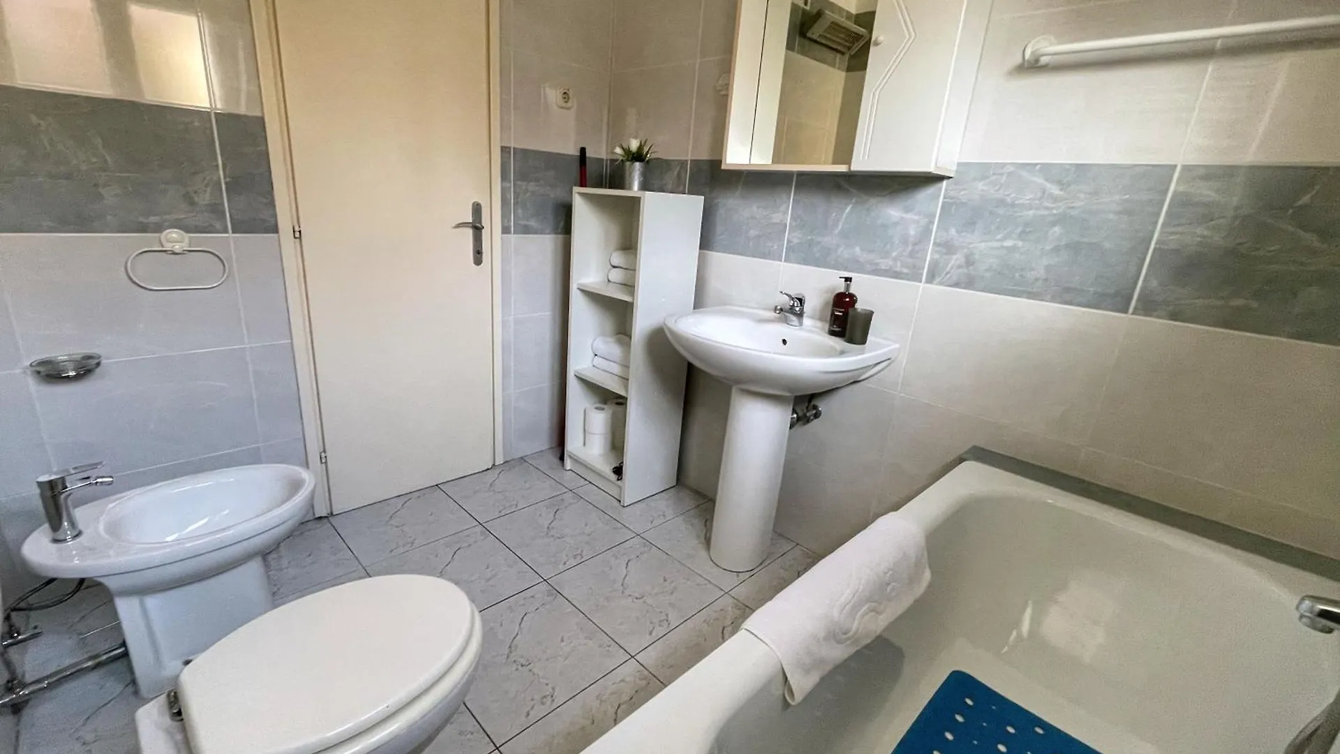 Apartments Morgan Umag 0*,